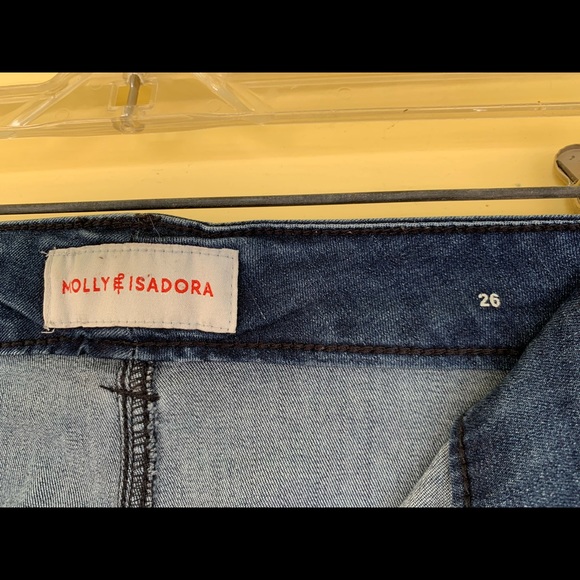 Molly & Isadora distressed jean shorts - Picture 4 of 5